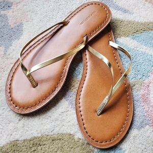 Vineyard Vines Skinny Strap Patent Leather Flip Flops Size 11